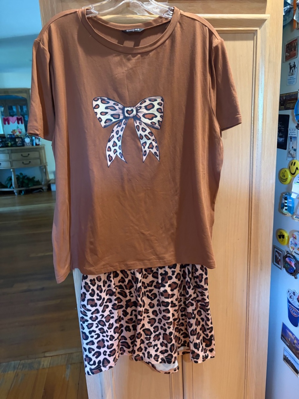 Women’s Brown Leopard Bow Pajama Set